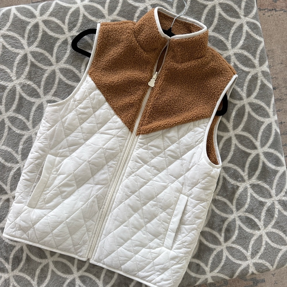 Alala Cream Quilted Vest